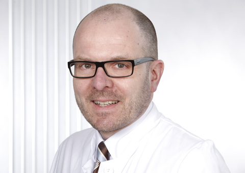 Ophoven_van_Prof_Dr_Arndt_Internet_4029_02.jpg
