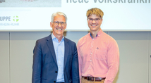 Prof. Dr. Rainer Wirth, Direktor der der Klinik für Altersmedizin und Frührehabilitation am Marien Hospital Herne und Oberarzt Dr. Lukas Funk (v.l.) informierten im Rahmen einer Patientenveranstaltung über Sturzprävention und moderne Therapien bei Osteoporose.